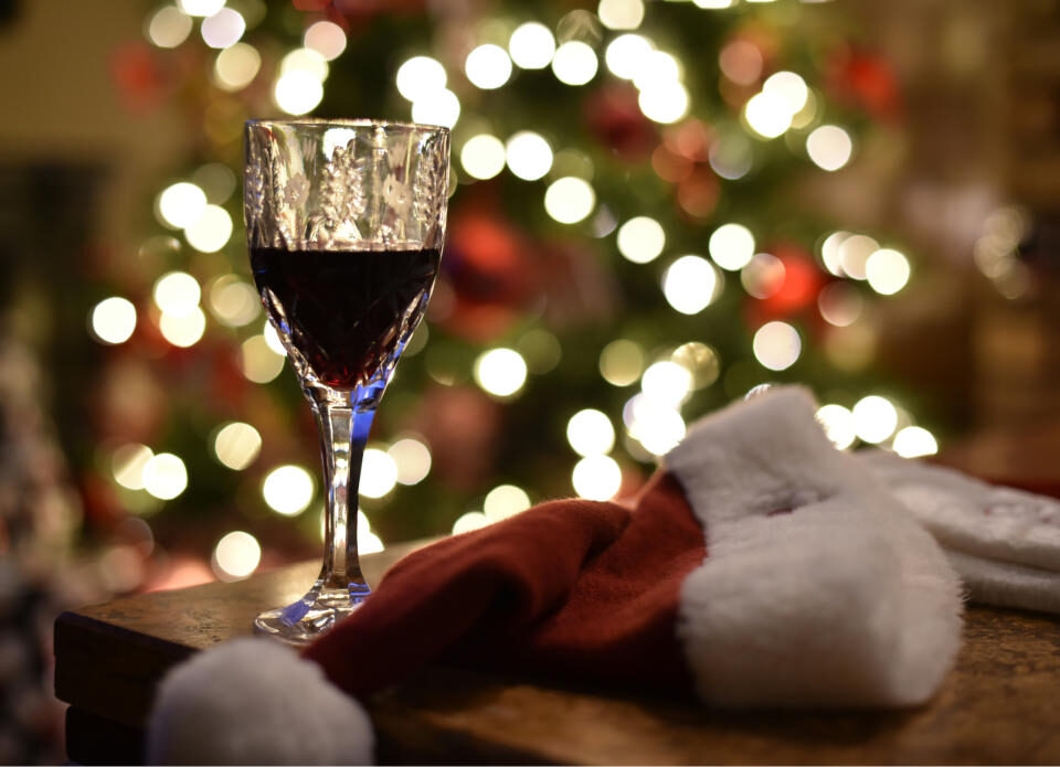 Picture of wine at liquor store in Christmas